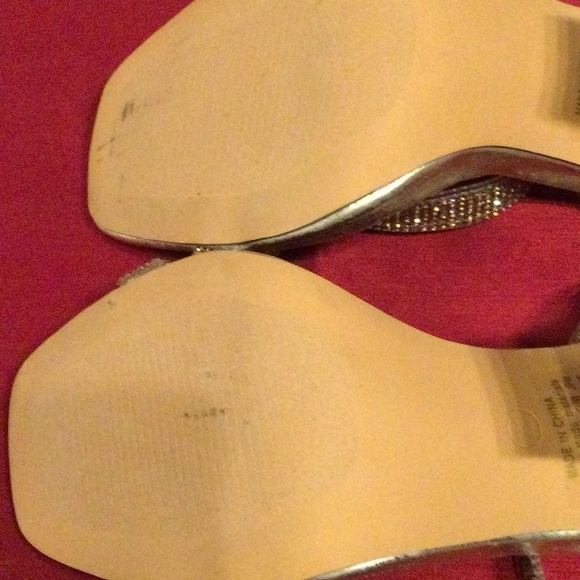 Dream Pairs Gold Rhinestone Chunky Heel Sandal - Picture 11 of 12